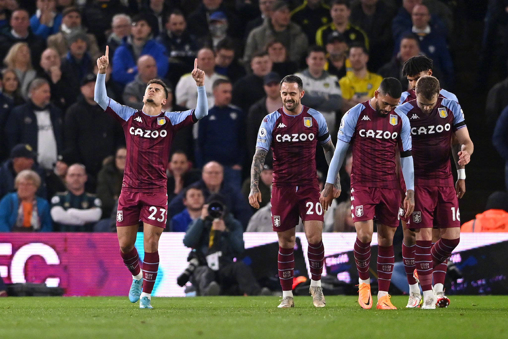 育的校园少 育的校园少